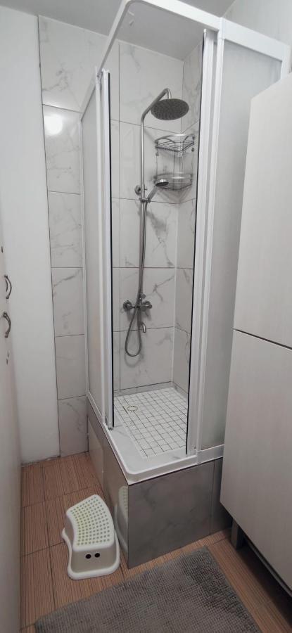 Inessa Center Guest Penthhouse Apartment Chisinau Exterior foto